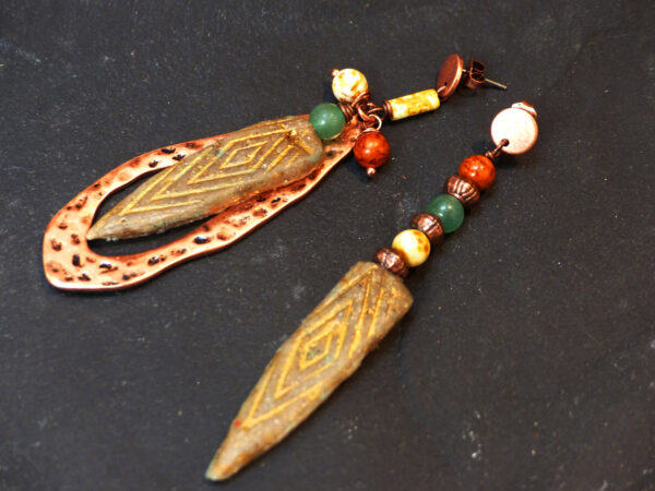 Boucles d'oreilles  Asymetriques Sable Pic Goutte