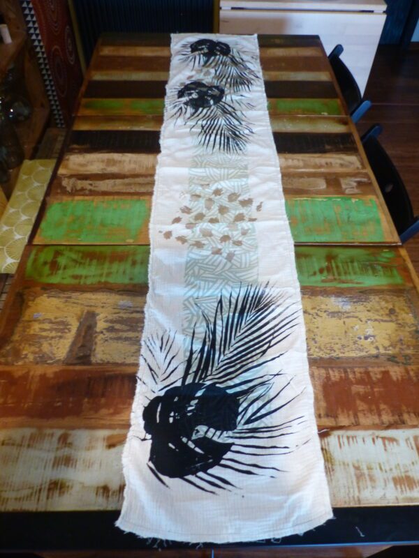 Chemin de table crème