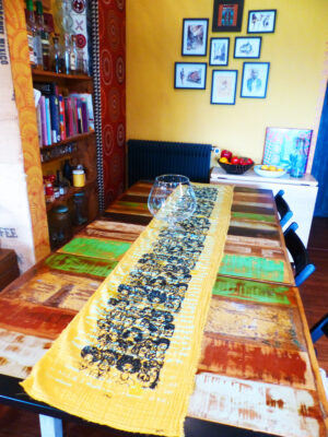 Chemin de table moutarde