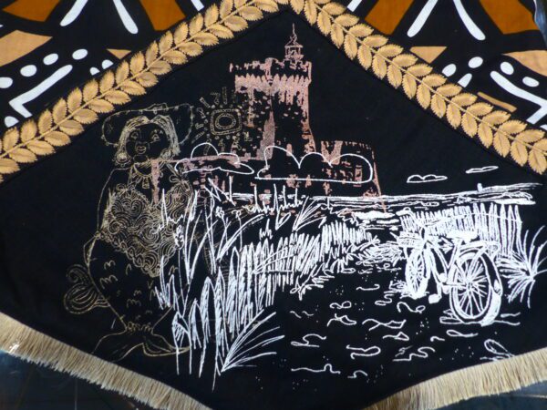 P1290991 SNOOD type Bogolan brun les Sables