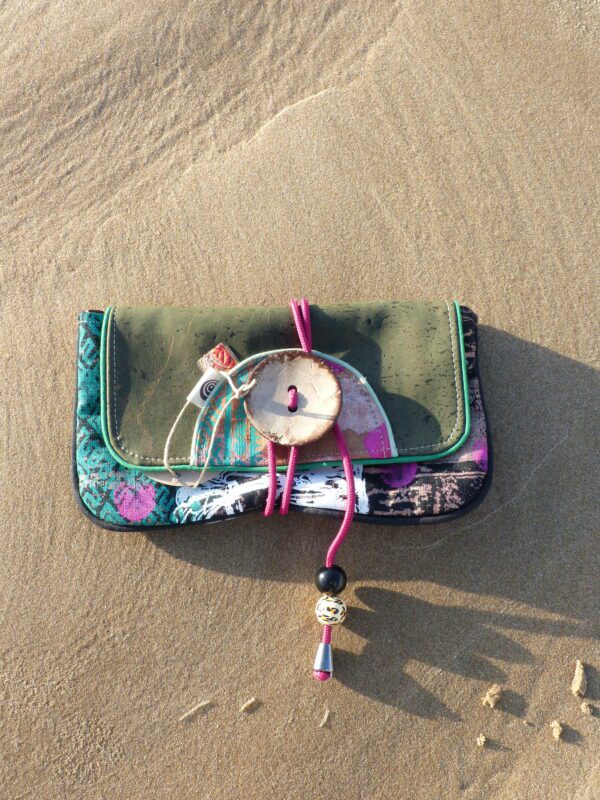 Pochette bouton Birmanie sérigraphiée et liège