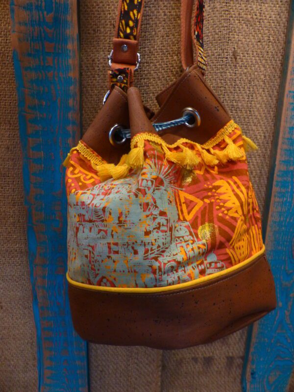 P1300095 Sac seau lin sérigraphié et liège