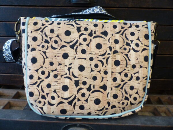 Sac besace sérigraphiée et liège