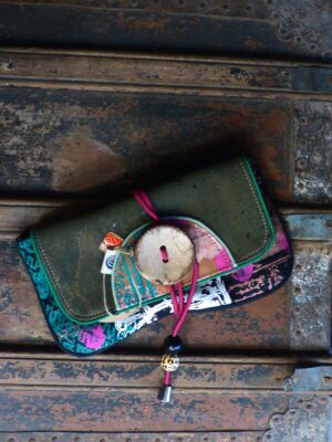 Pochette bouton Birmanie sérigraphiée et liège