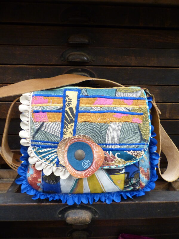 P1300158 Sac besace patchwork petit modèle