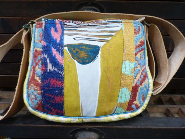 P1300160 Sac besace patchwork petit modèle