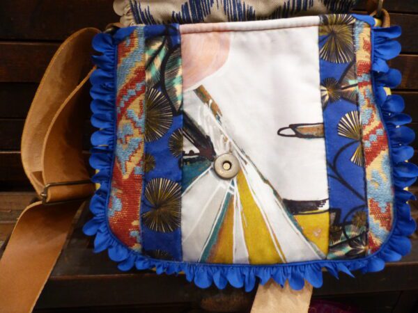 P1300163 Sac besace patchwork petit modèle