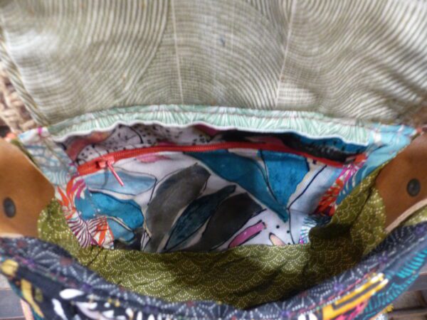 Sac besace patchwork et perles petit modèle