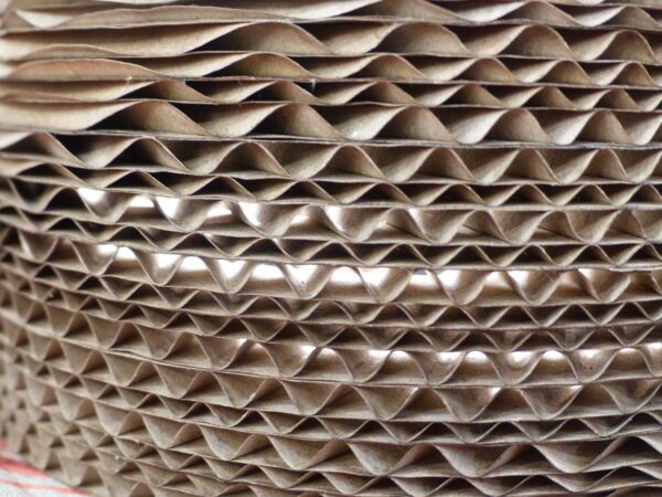 Lampe tube Femmes du Monde lin sérigraphié & carton recyclé