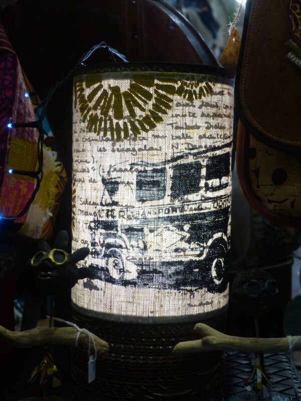 Lampe tube Taxi Brousse lin sérigraphié & carton recyclé