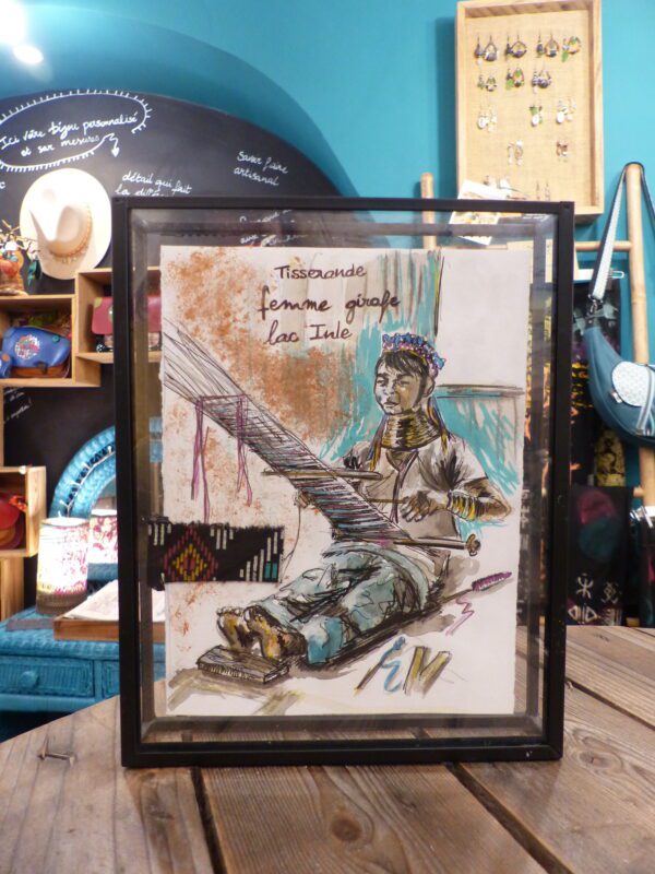 P1300318 Croquis Birmanie femme girafe tisserande cadre-vitrine