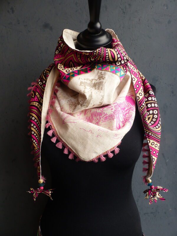 CHECHE "Flamme rose beige"