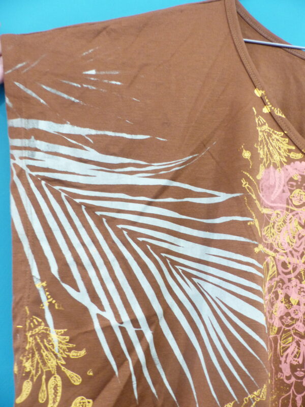Top caramel sérigraphié, à nouer,  taille unique